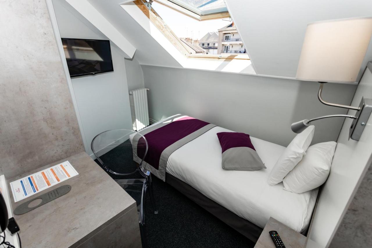 Hotel De Champagne Angers Bagian luar foto