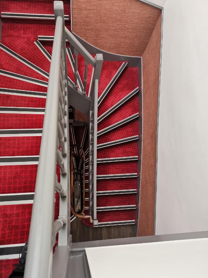 Hotel De Champagne Angers Bagian luar foto