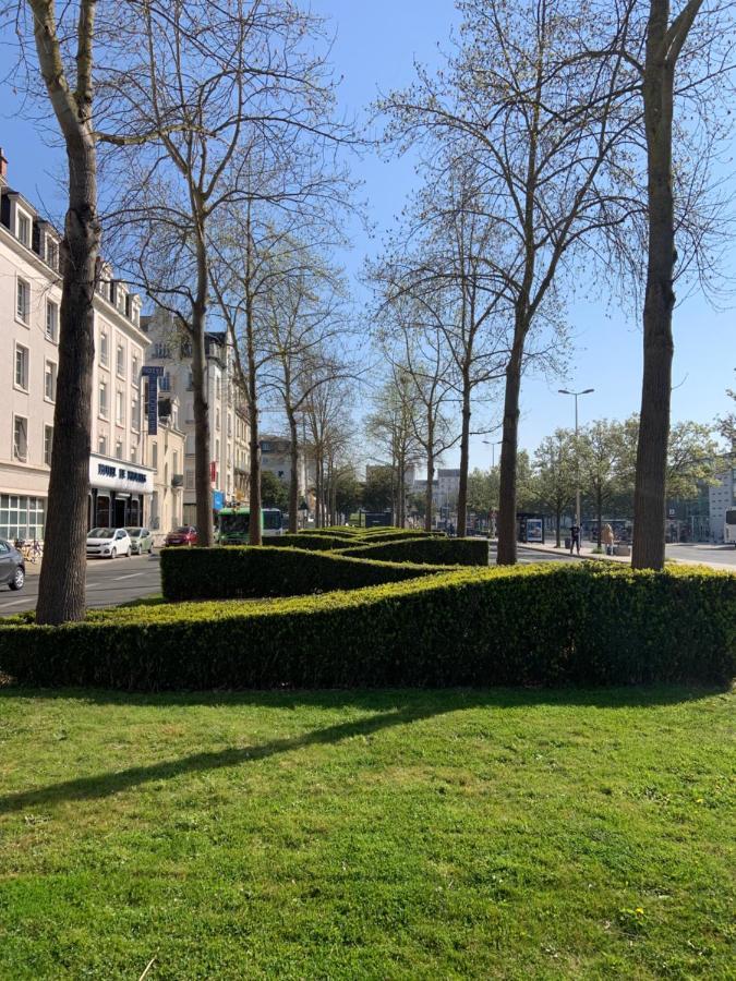 Hotel De Champagne Angers Bagian luar foto