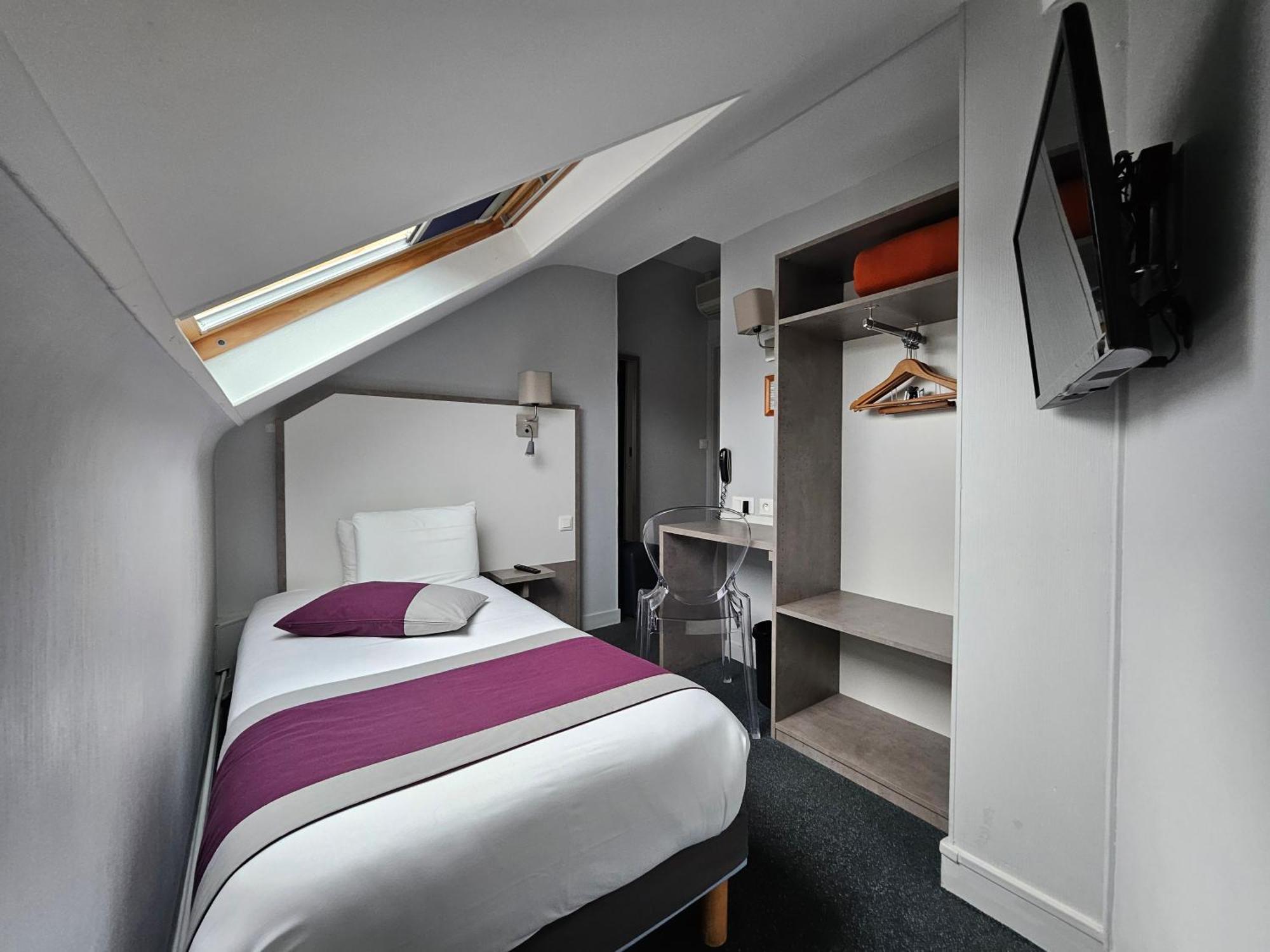 Hotel De Champagne Angers Bagian luar foto