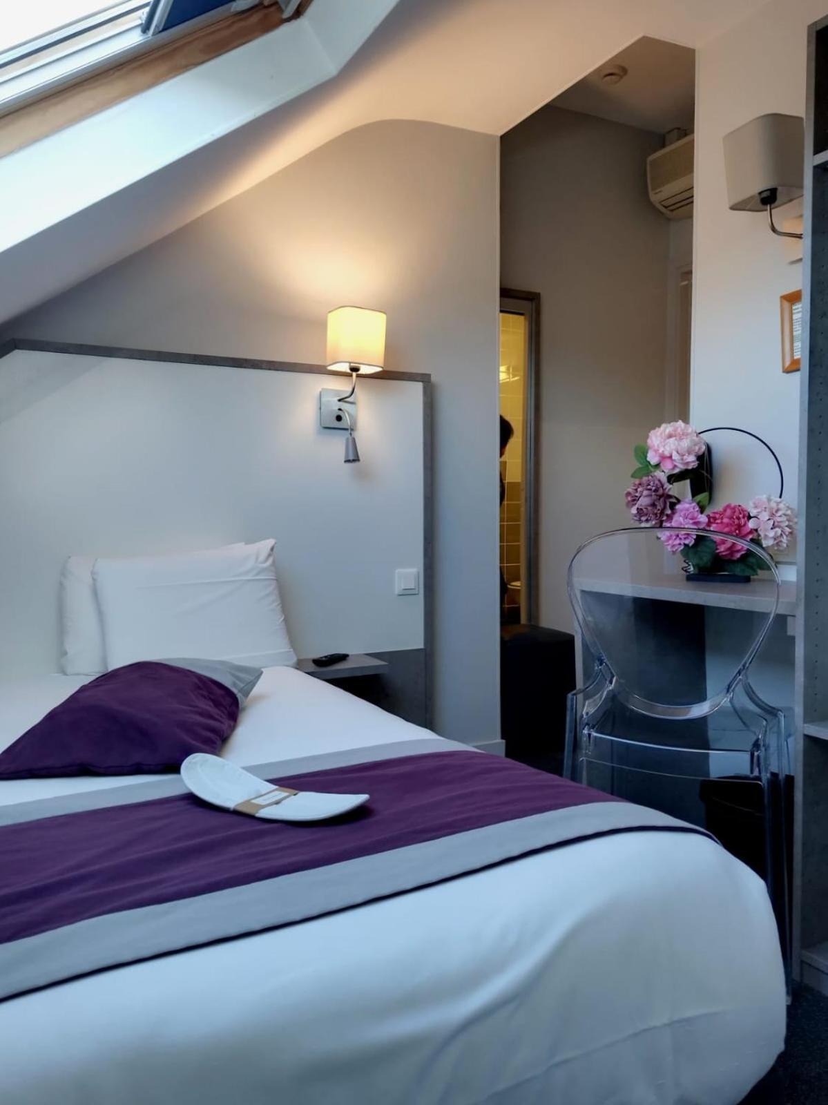 Hotel De Champagne Angers Bagian luar foto